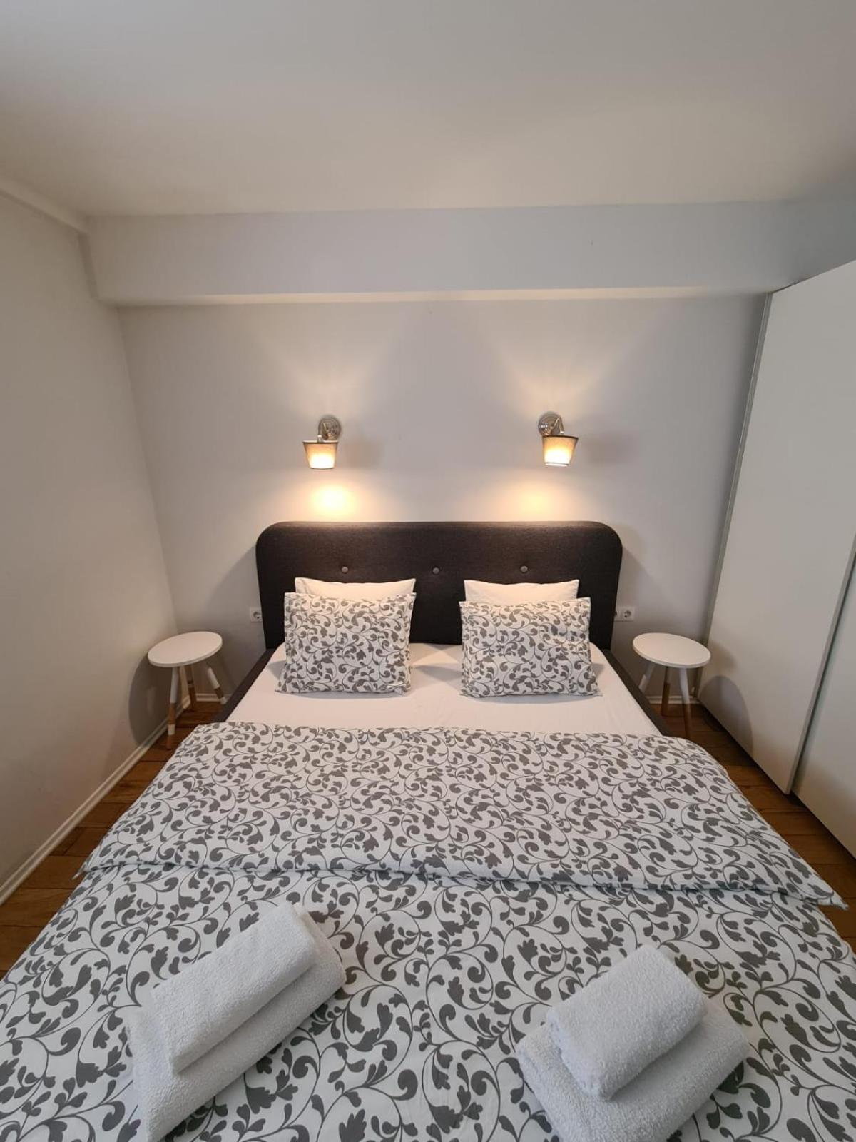 Max'S Downtown Oasis Apartman Zára Kültér fotó